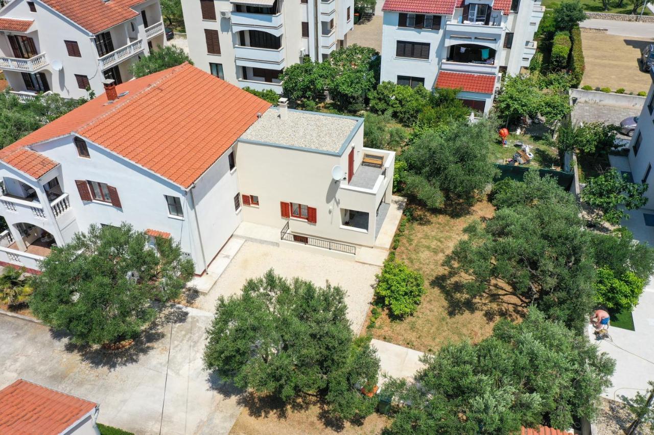 Apartment Ana 扎达尔 外观 照片