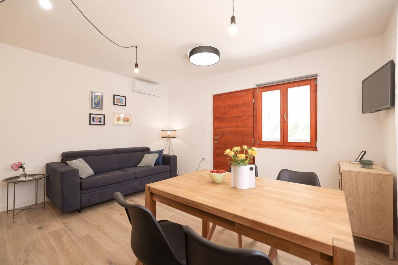 Apartment Ana 扎达尔 外观 照片